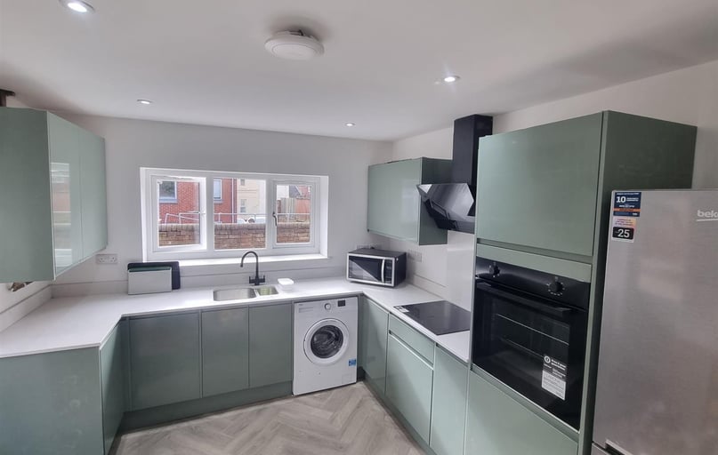 Gregory Avenue, Lenton, Nottingham - Image 1